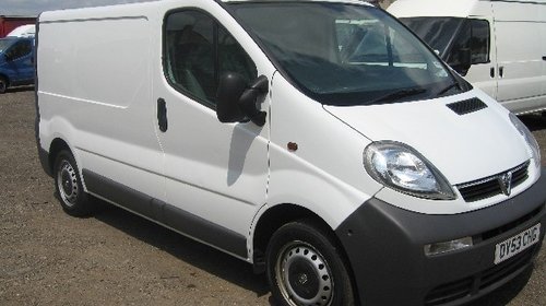 Dezmembrez renault trafic 2.0 dci 6 trepte euro 4