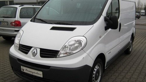 Dezmembrez Renault Trafic 2007-2014 2.0