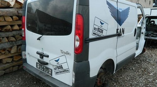 Dezmembrez Renault Trafic - 2008