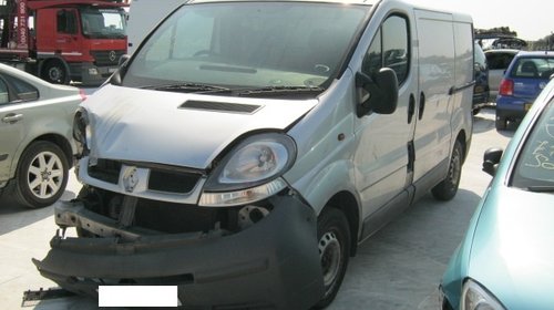 Dezmembrez Renault Trafic din 2002, 1.9,