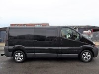 Dezmembrez Renault Trafic din 2005 culoarea neagra,1,9 dti