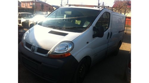 Dezmembrez renault trafic din 2005 motor 1.9 