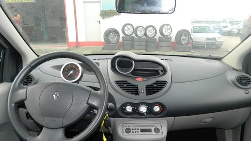 Dezmembrez Renault Twingo, 2007-2012