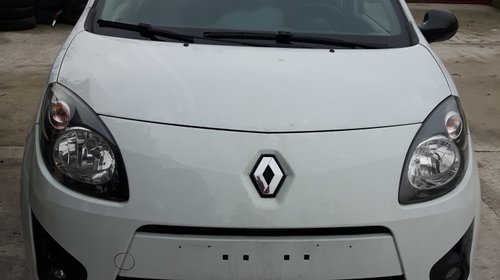 Dezmembrez Renault Twingo 2009 1.5DCI