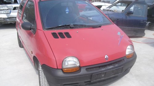 Dezmembrez Renault Twingo, an 1998, 2 usi, 10