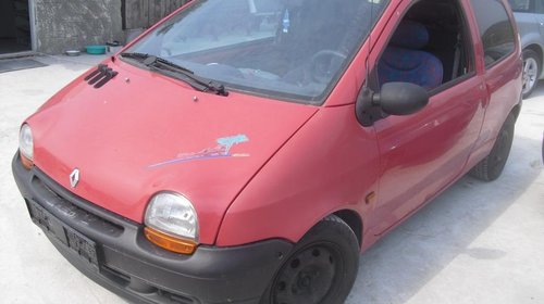 Dezmembrez Renault Twingo, an 1998, 2 usi, 1000 benzina