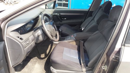 Dezmembrez Renault Vel Satis an fabr. 2004, 2.2DCi