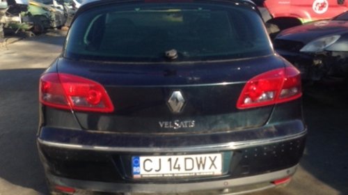 Dezmembrez Renault Velsatis