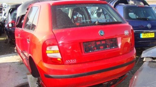 Dezmembrez Skoda Fabia 2003