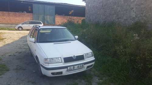 Dezmembrez Skoda Felicia an 1997 benzina moto