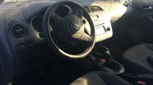 Dezmembrez SEAT ALTEA XL,1,9tdi, 2006