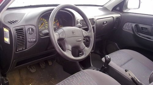 Dezmembrez Seat Cordoba 1 6i An 1999 55kw