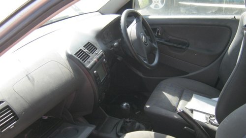 Dezmembrez Seat Cordoba din 2002, 1.9d,