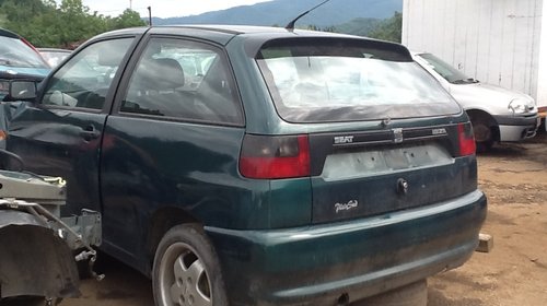 Dezmembrez SEAT IBIZA 1.4 BENZINA 1998