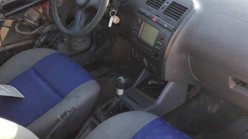 Dezmembrez Seat Ibiza 1.4mpi an 1999