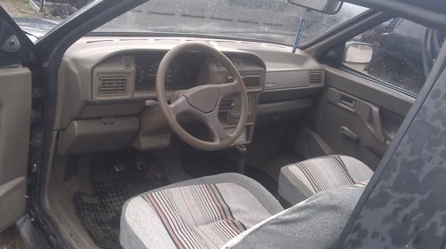 Dezmembrez Seat Ibiza,1991, 1460 benzina, 63 