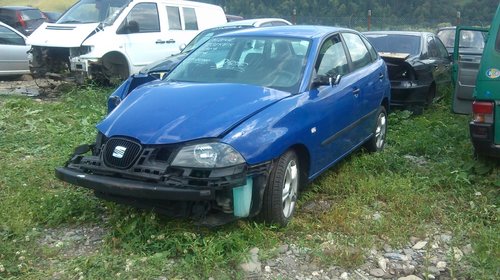 Dezmembrez seat ibiza 2004 1,2benzina