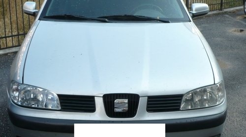 Dezmembrez Seat Ibiza 2004 1.4 Benzina