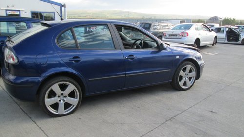 dezmembrez seat leon 1.6 16v, 2003