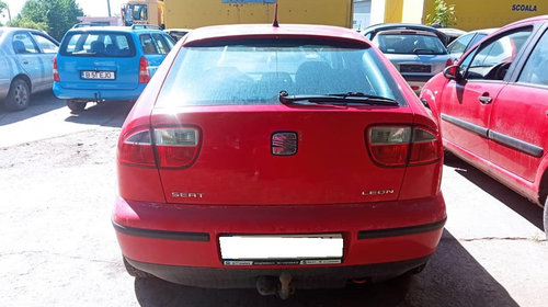 Dezmembrez SEAT LEON 1.6 B DIN 2004