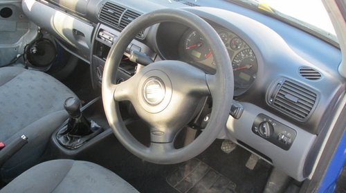 dezmembrez seat leon 2001 1.4i