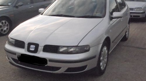 Dezmembrez Seat Leon, an 2000, 1.6 benzina