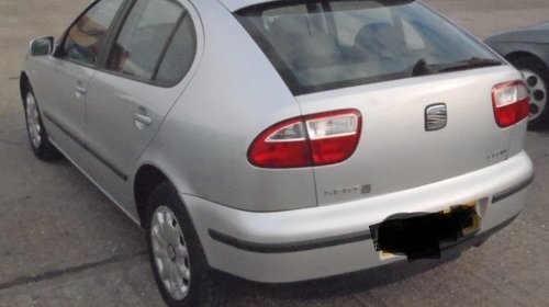 Dezmembrez Seat Leon, an 2000, 1.6 benzina