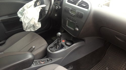 Dezmembrez Seat Leon din 2007 2.0 tdi