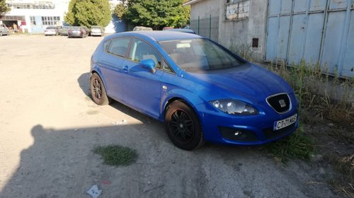 Dezmembrez seat leon