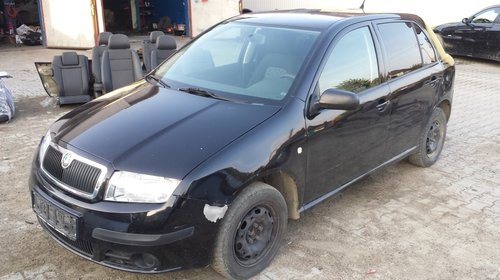 Dezmembrez Skoda Fabia 1.2 benz cod motor BME 2007