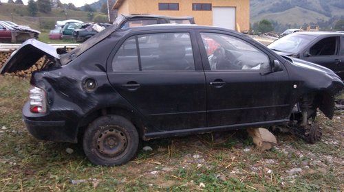 Dezmembrez skoda fabia 1,2 benzina