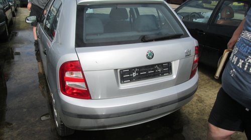 Dezmembrez skoda fabia 1.4 mpi cod motor azf 