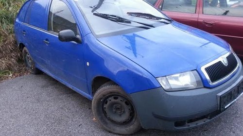 Dezmembrez Skoda Fabia, 1.9 sdi, ASY, 2003, b