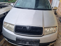 Dezmembrez SKODA FABIA 1,an fabricație:2003,culoare gri,mașină cu volan pe stânga,motor:1.4 16V/AUB