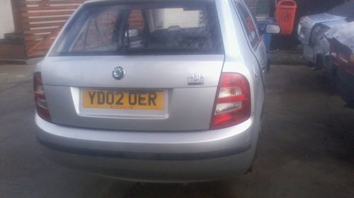 Dezmembrez skoda fabia 14 mpi 2002