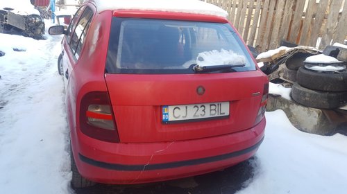 Dezmembrez Skoda Fabia 2000 hatback 1900