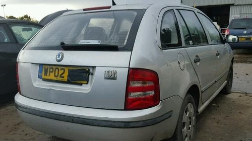 Dezmembrez Skoda Fabia 2002 1.4benz