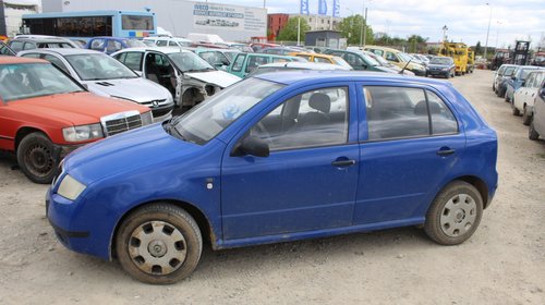 Dezmembrez Skoda Fabia 2002 berlina cu haion 1.4