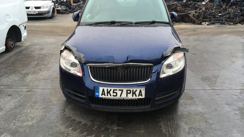 Dezmembrez Skoda Fabia 2007 hatchback 1.4