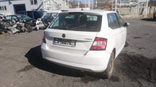 Dezmembrez Skoda Fabia 3 Hatchback 1.0 75 cai motor CHY CHYB an 2016