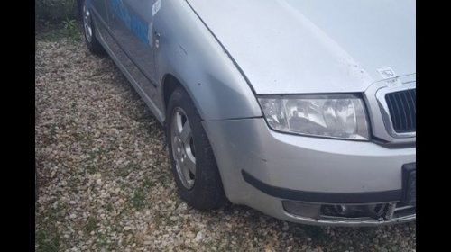 Dezmembrez Skoda Fabia an 2001-