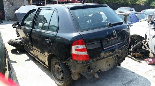 Dezmembrez skoda fabia, an 2004, 1.2 benzina