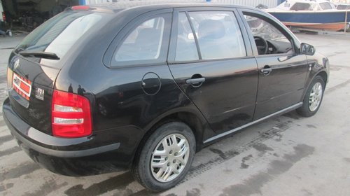 Dezmembrez skoda fabia break 1.4i din 2003