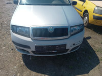 Dezmembrez Skoda Fabia facelift 2006 1.2 12v cod AZQ berlina