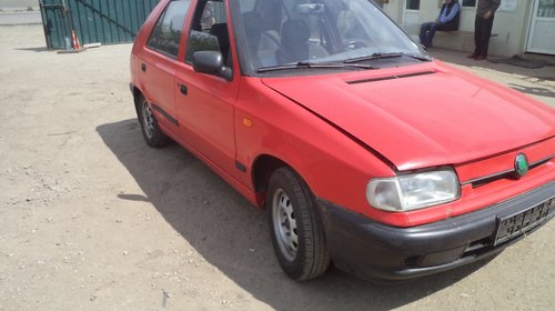 Dezmembrez Skoda Felicia an 1998-2001, motor 1289 cc, benzina