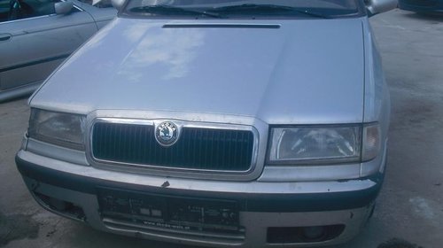 Dezmembrez Skoda Felicia, an 1998, motor 1.9 