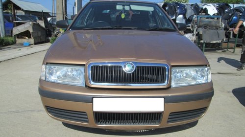 Dezmembrez skoda octavia 1 1.4b an 2005 axp