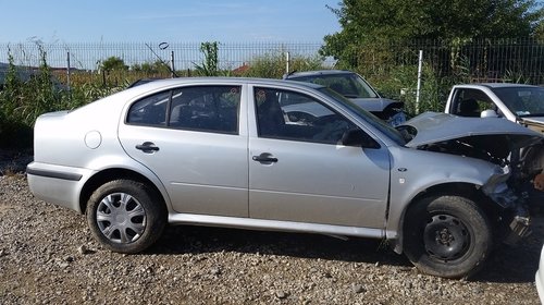 Dezmembrez Skoda Octavia 1, 1.9 tdi, an 2003