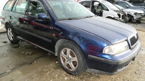 Dezmembrez Skoda Octavia 1 - 1999