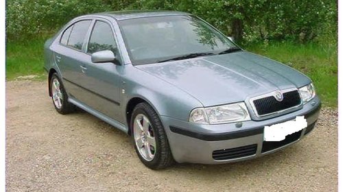 Dezmembrez skoda octavia 1 , motor 1.6 sr ben